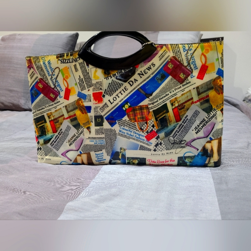 Jeanne Lottie vintage clutch